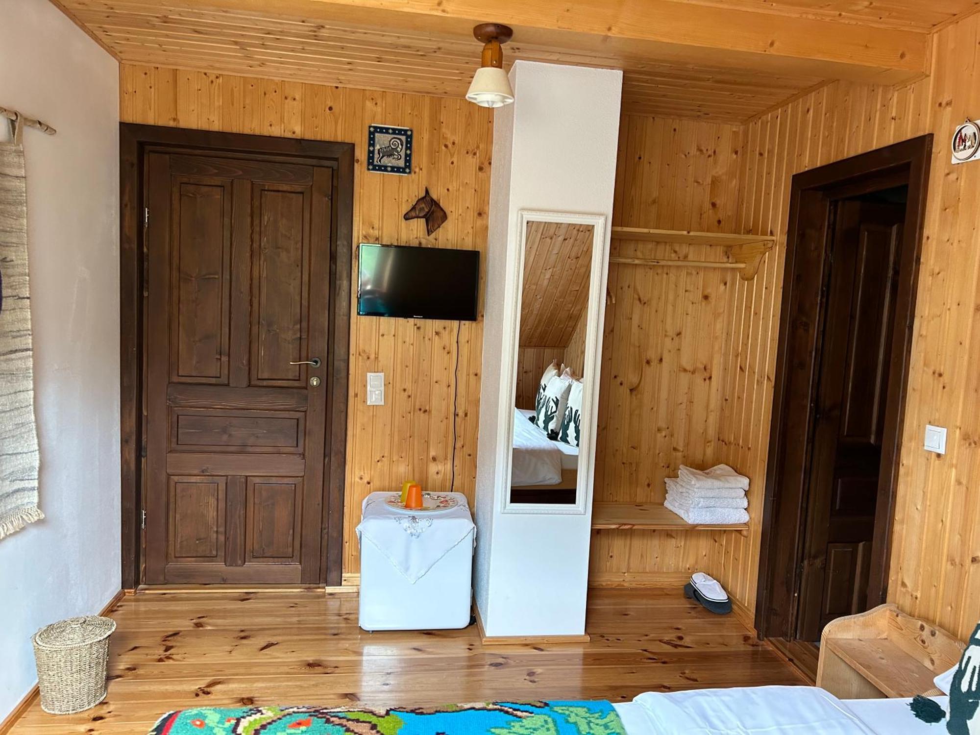 Holiday home Casa Muchia Lui Girnita